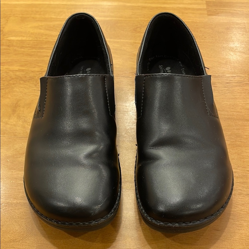 Spring Step Professional Manila Leather Black Women’s Slip-On Clogs Mules
